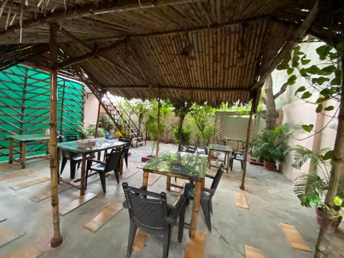 The Sunaina Varanasi Exterior foto