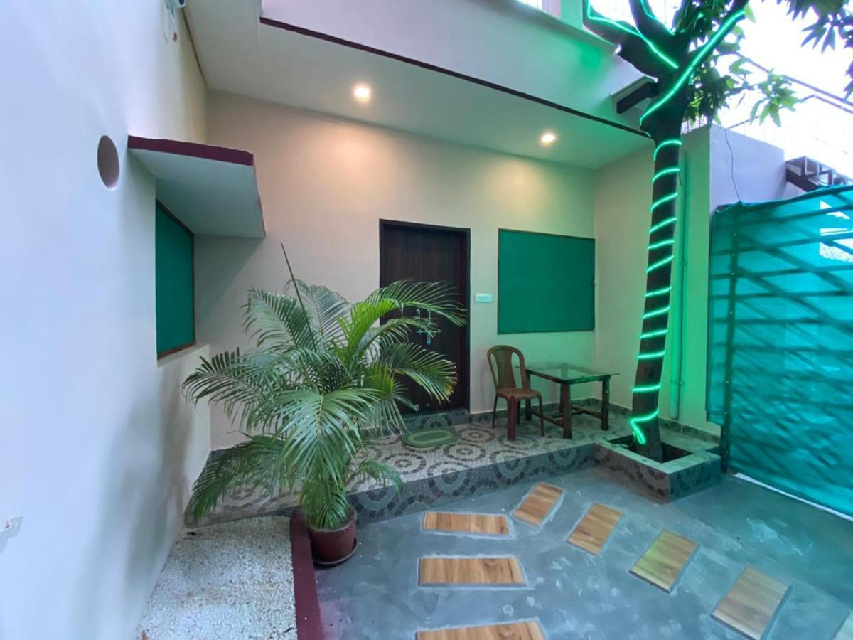 The Sunaina Varanasi Exterior foto