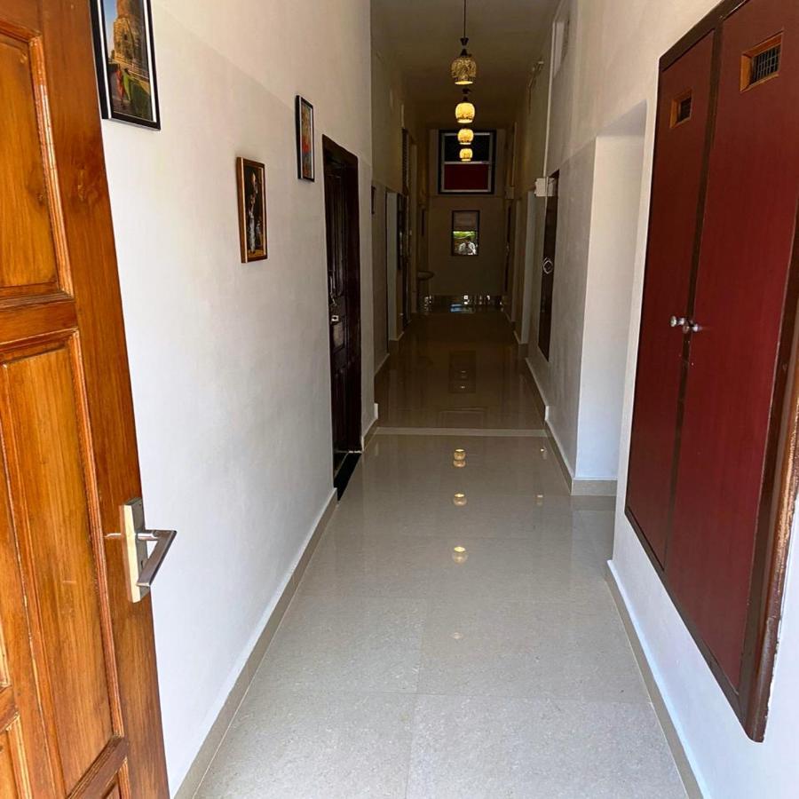 The Sunaina Varanasi Exterior foto