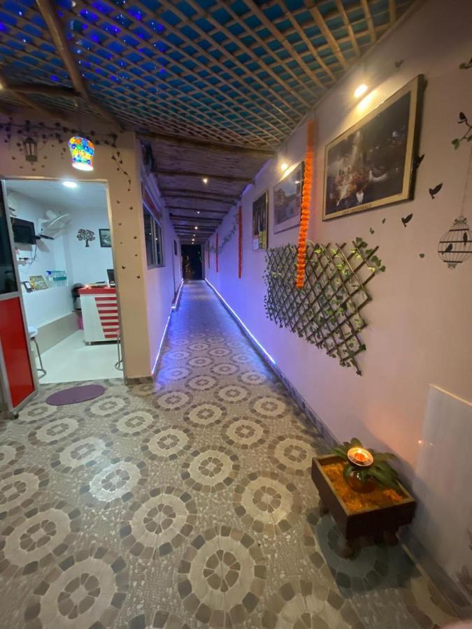 The Sunaina Varanasi Exterior foto