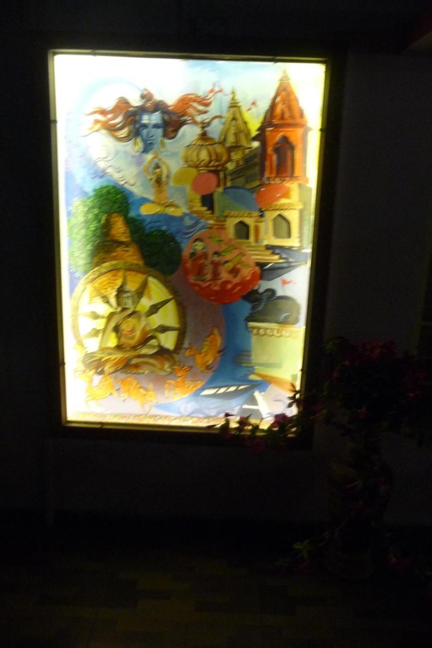 The Sunaina Varanasi Exterior foto